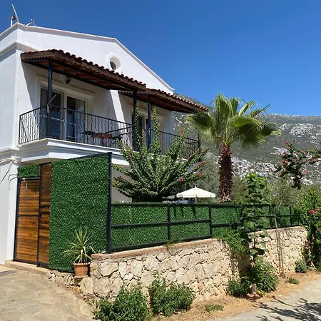 Leton Kleo-2 Sea View In Center Vila Kalkan
