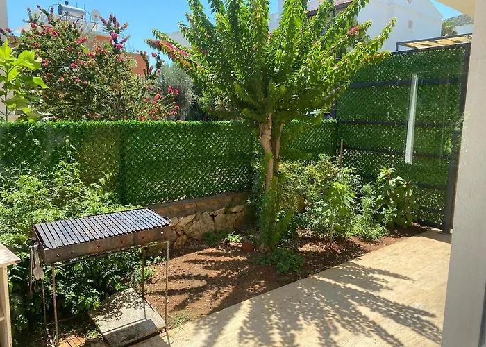 Leton Kleo-2 Sea View In Center